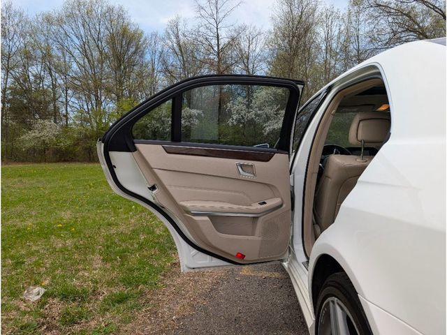 2015 Mercedes-Benz E-Class 4dr Sedan E 350 Sport 4MATIC - 23005505 - 10