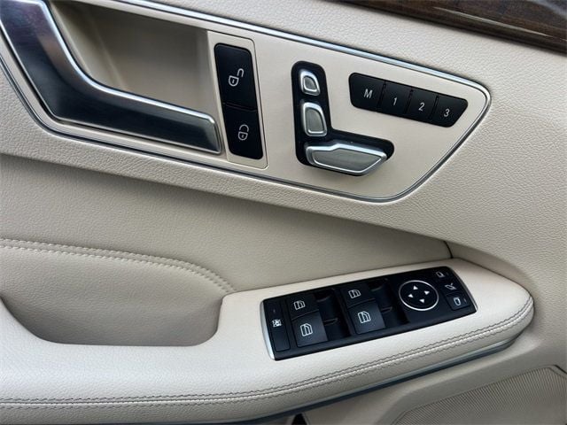 2015 Mercedes-Benz E-Class 4dr Sedan E 350 Sport 4MATIC - 22984861 - 10