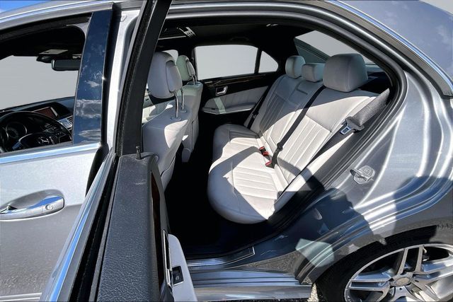 2015 Mercedes-Benz E-Class 4dr Sedan E 350 Sport 4MATIC - 23041147 - 17