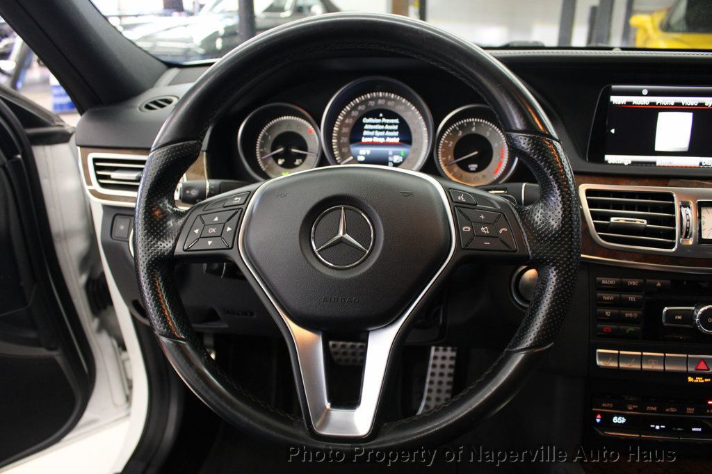2015 Mercedes Benz E Sedan 400 4MATIC photo 14