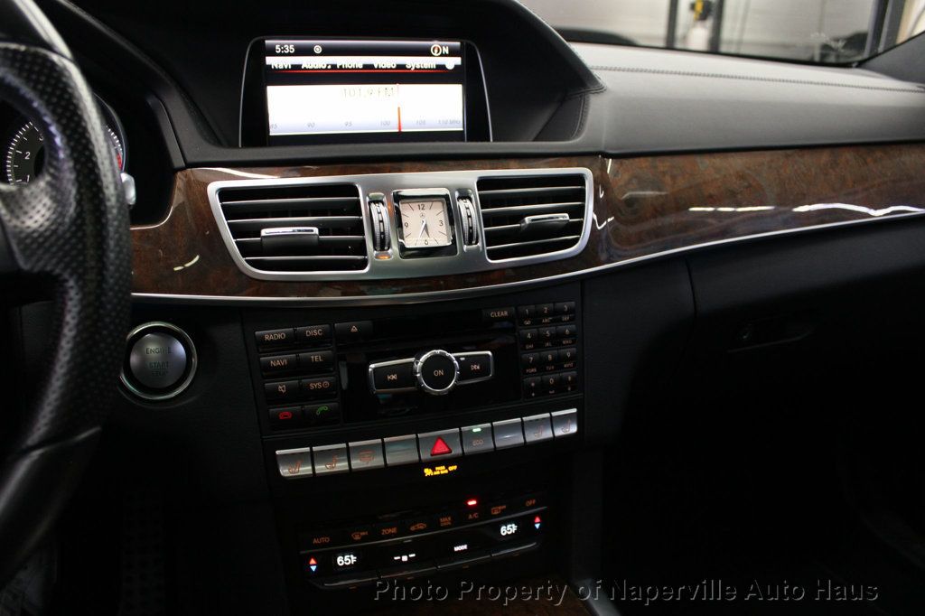 2015 Mercedes Benz E Sedan 400 4MATIC photo 20