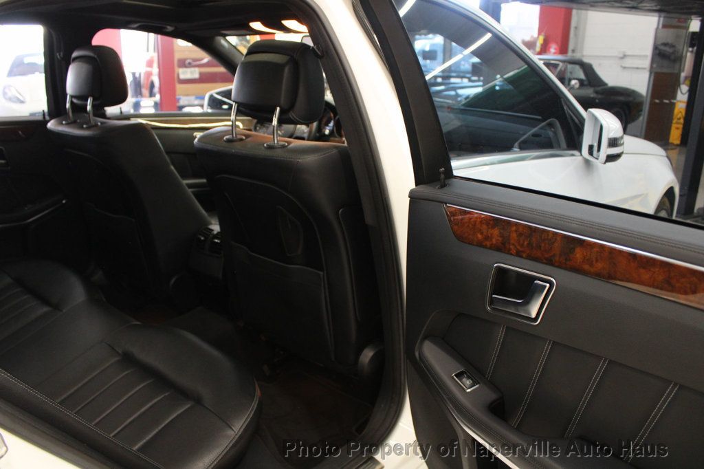 2015 Mercedes Benz E Sedan 400 4MATIC photo 33