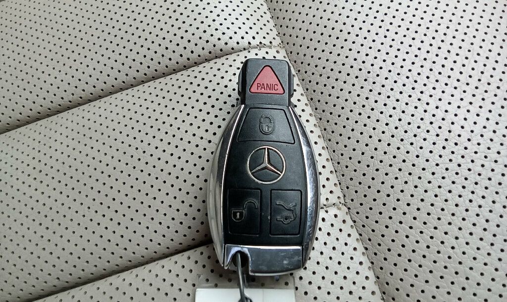 2015 Mercedes Benz E 400 photo 30