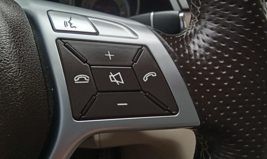 2015 Mercedes Benz E 400 photo 9