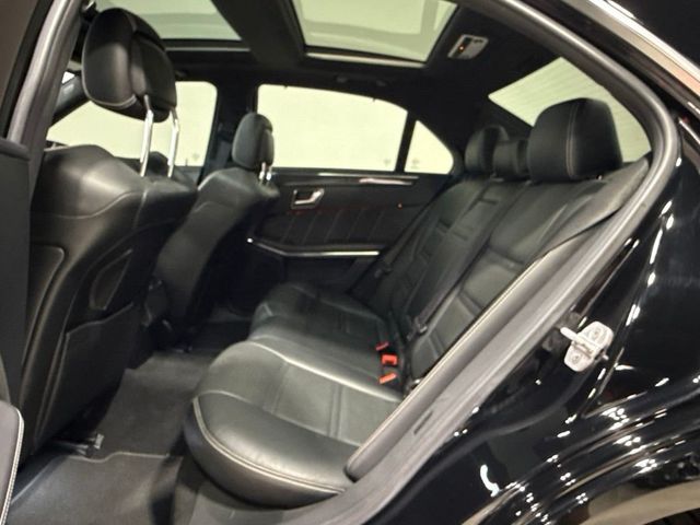 2015 Mercedes-Benz E-Class 4dr Sedan E 63 AMG S-Model 4MATIC - 23061586 - 30