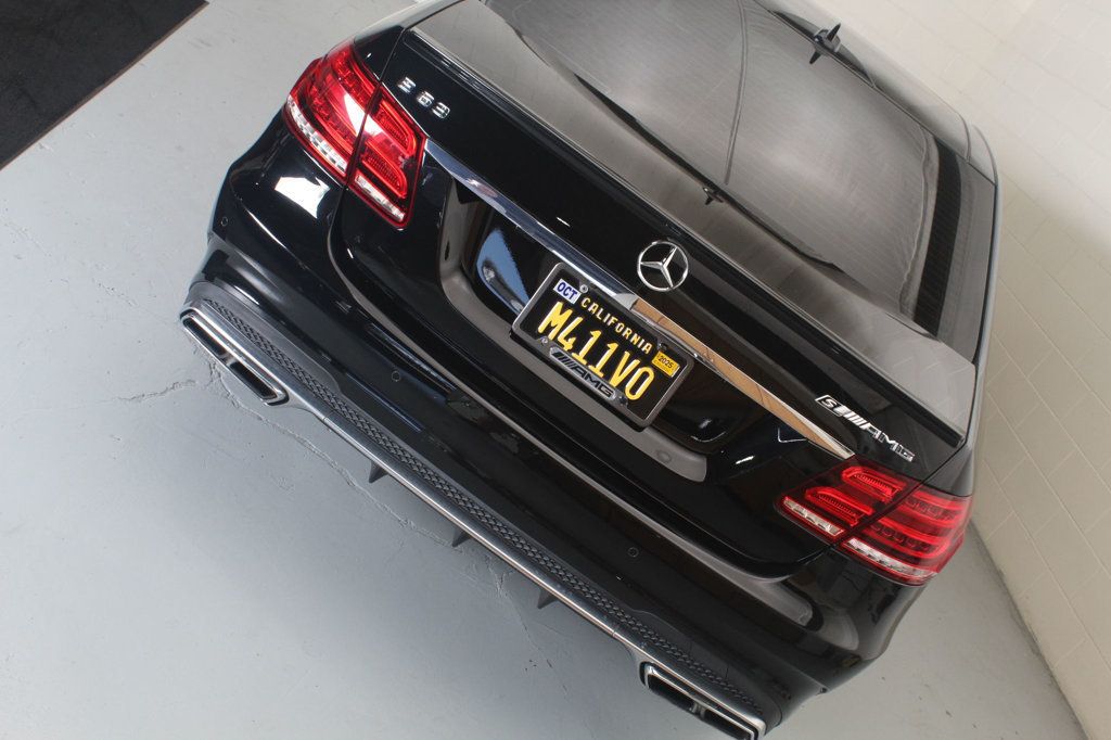 2015 Mercedes Benz E 63 AMG 4MATIC photo 10