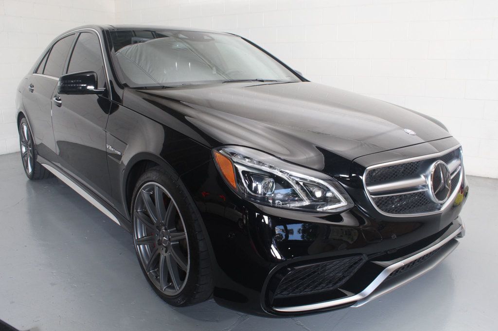 2015 Mercedes Benz E 63 AMG 4MATIC photo 11