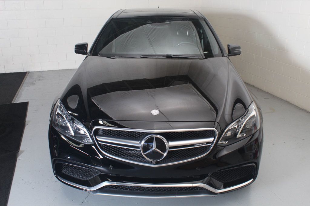 2015 Mercedes Benz E 63 AMG 4MATIC photo 3