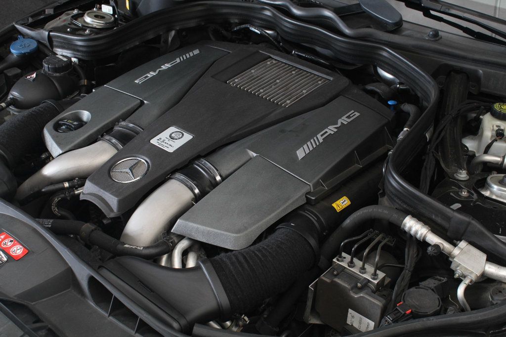 2015 Mercedes Benz E 63 AMG 4MATIC photo 8