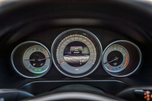 2015 Mercedes-Benz E-Class E350 SPORT - NAV - BACKUP CAM - VERY CLEAN - MUST SEE - 22959438 - 18