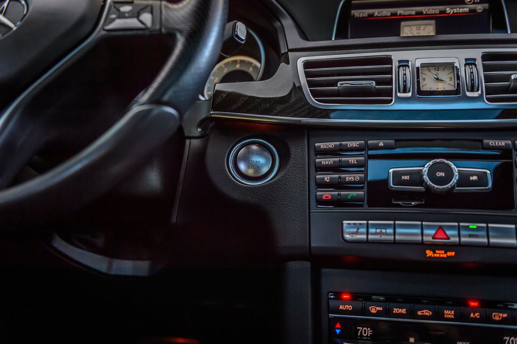 2015 Mercedes-Benz E-Class E350 SPORT - NAV - BACKUP CAM - VERY CLEAN - MUST SEE - 22959438 - 28