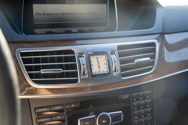 2015 Mercedes-Benz E-Class LocalTrade/4MATIC/Premium1Pkg/LightingPkg/ParkingAssistancePkg - 23028179 - 28