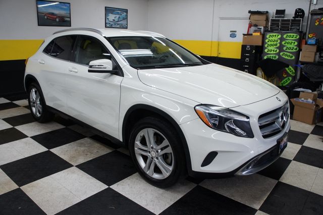 2015 Mercedes-Benz GLA 1-Owner, Great Shape - 23023715 - 10