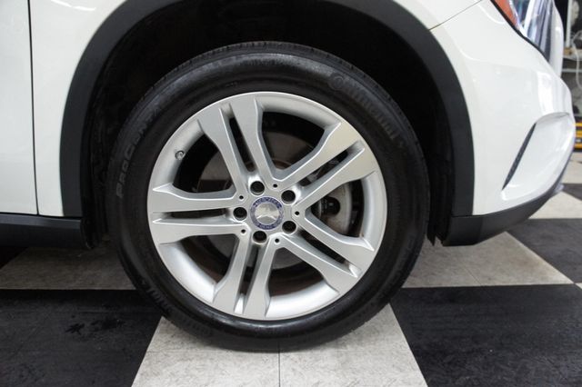 2015 Mercedes-Benz GLA 1-Owner, Great Shape - 23023715 - 11