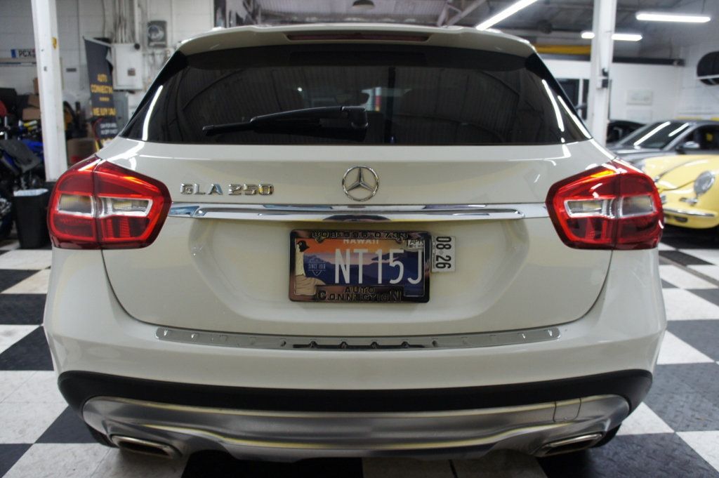 2015 Mercedes-Benz GLA 1-Owner, Great Shape - 23023715 - 15