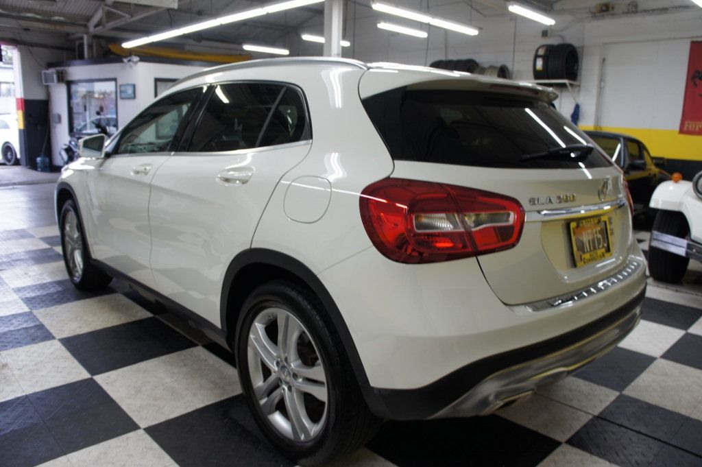 2015 Mercedes-Benz GLA 1-Owner, Great Shape - 23023715 - 16