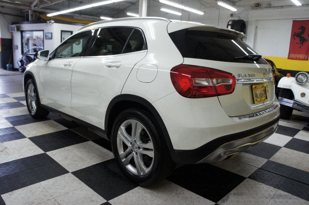 2015 Mercedes-Benz GLA 1-Owner, Great Shape - 23023715 - 17