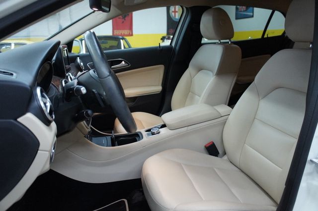 2015 Mercedes-Benz GLA 1-Owner, Great Shape - 23023715 - 21