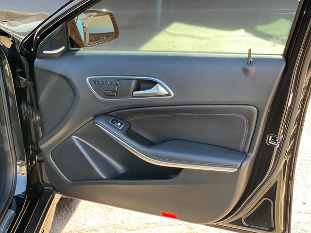 2015 Mercedes-Benz GLA 4MATIC 4dr GLA 45 AMG Low Miles! - 22954142 - 31