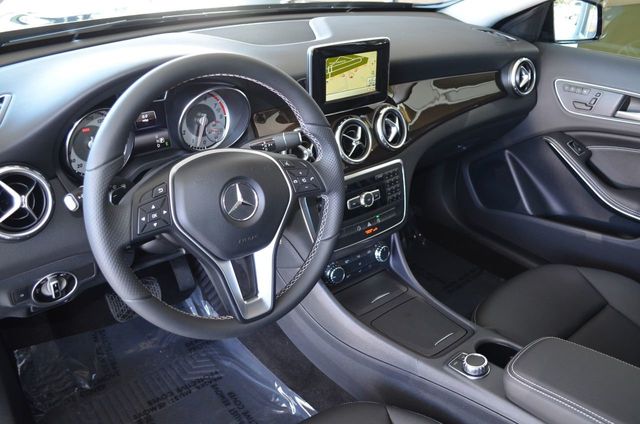 2015 Mercedes-Benz GLA FWD 4 Door GLA 250 W/Sport Package and Navigation System - 21395077 - 32