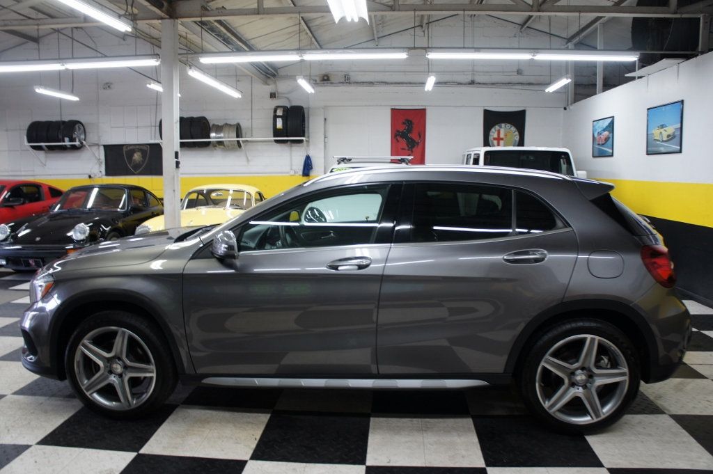 2015 Mercedes Benz GLA 250 photo 23