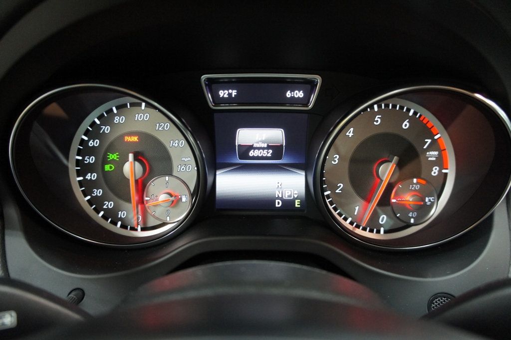 2015 Mercedes Benz GLA 250 photo 33