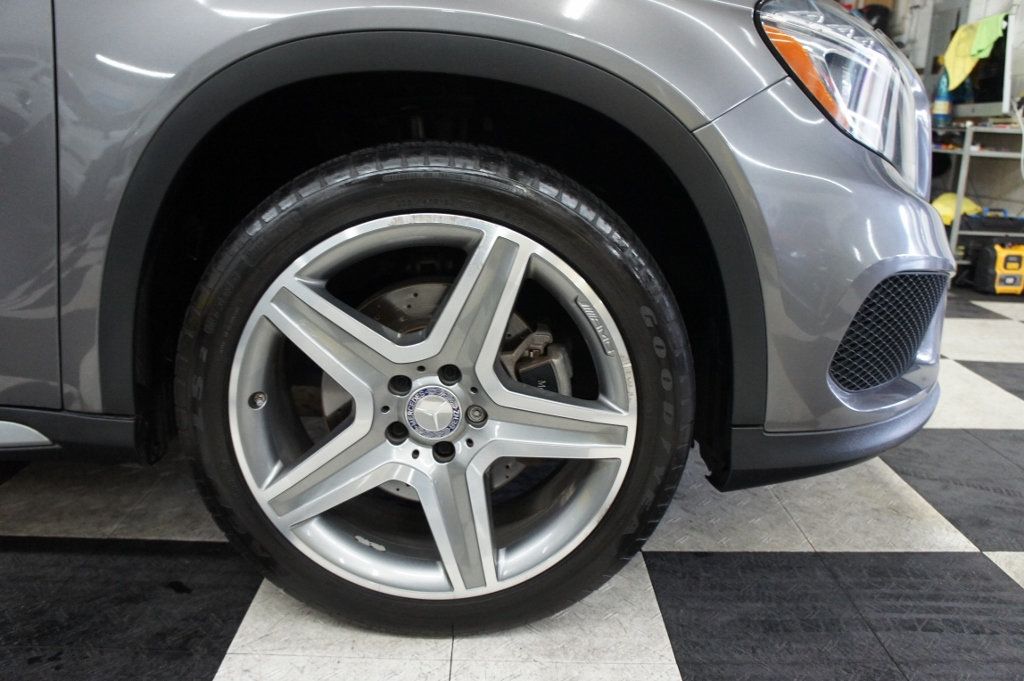 2015 Mercedes Benz GLA 250 photo 4