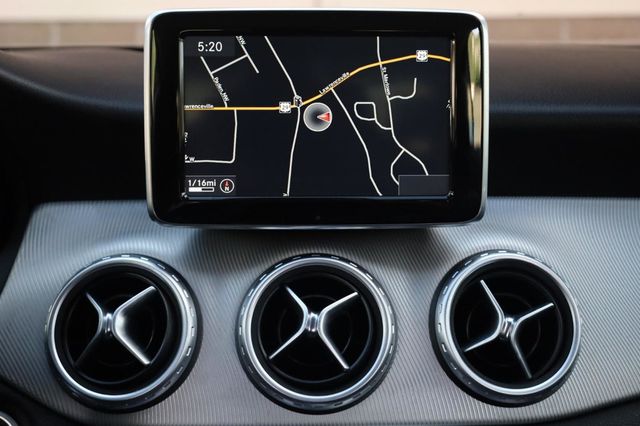 2015 Mercedes-Benz GLA Class GLA250 - 23040826 - 39
