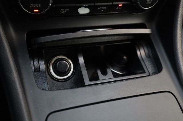 2015 Mercedes-Benz GLA Class GLA250 - 23040826 - 44