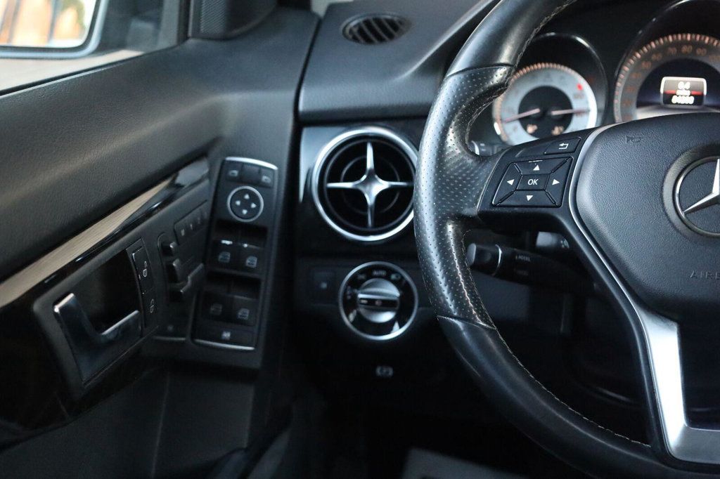Mercedes-Benz GLK-Class photo 34