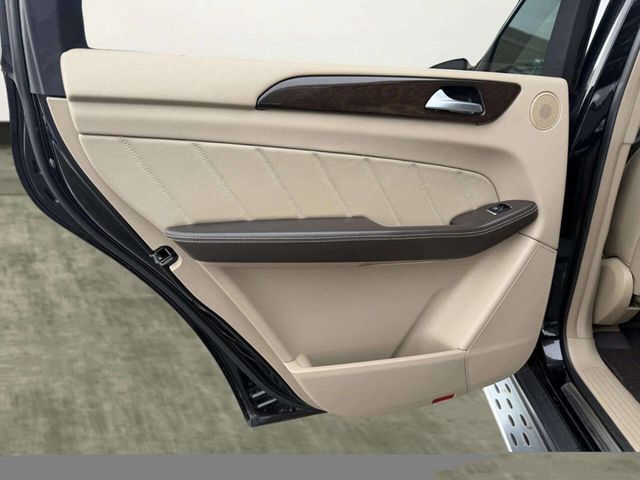 2015 Mercedes-Benz GL-Class 4MATIC 4dr GL 450 - 22967020 - 25