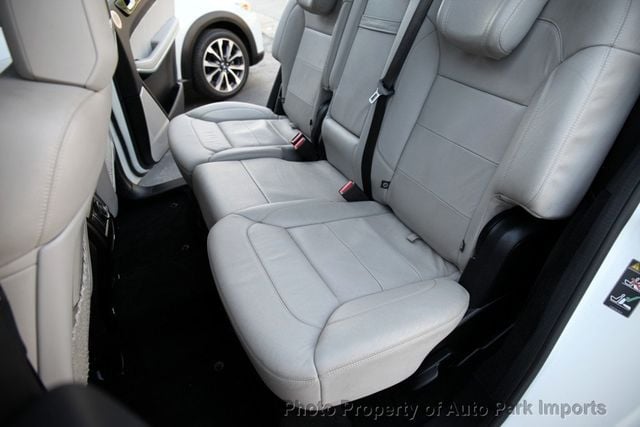 2015 Mercedes-Benz GL-Class 4MATIC 4dr GL 550 - 23017888 - 25