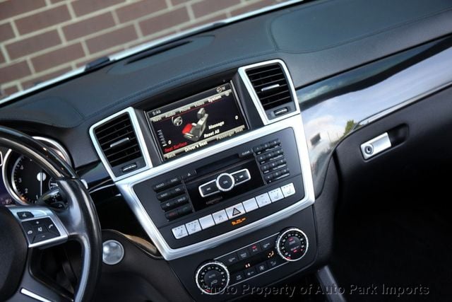 2015 Mercedes-Benz GL-Class 4MATIC 4dr GL 550 - 23017888 - 40