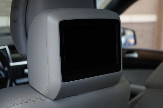 2015 Mercedes-Benz GL-Class 4MATIC 4dr GL 550 - 22958289 - 19