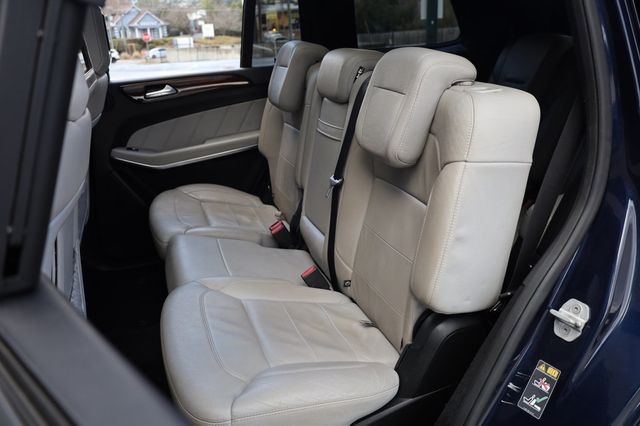 2015 Mercedes-Benz GL-Class 4MATIC 4dr GL 550 - 22958289 - 20