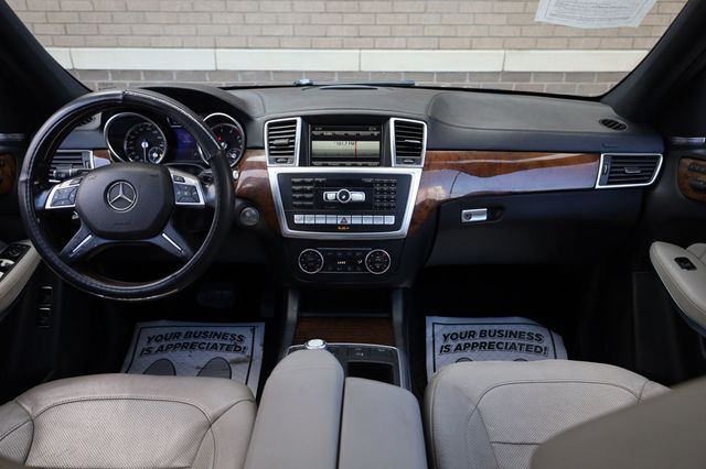 2015 Mercedes-Benz GL-Class 4MATIC 4dr GL 550 - 22958289 - 29