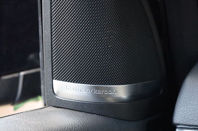 2015 Mercedes-Benz GL-Class 4MATIC 4dr GL 550 - 22958289 - 36