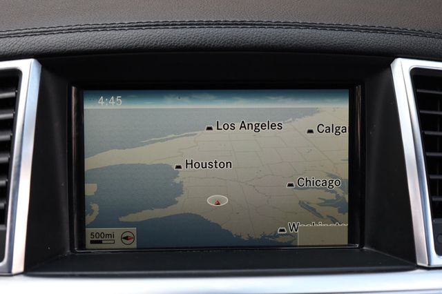 2015 Mercedes-Benz GL-Class 4MATIC 4dr GL 550 - 22958289 - 39