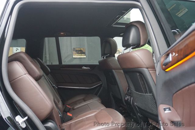 2015 Mercedes-Benz GL-Class 4MATIC 4dr GL 550 DRIVER ASSIST PKG NAVI 360 CAMS HOT&COOL SEATS - 23030157 - 12