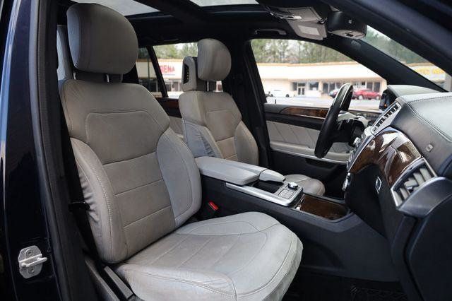 2015 Mercedes-Benz GL-Class GL550 - 23075495 - 30