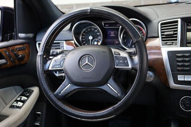 2015 Mercedes-Benz GL-Class GL550 - 23075495 - 33