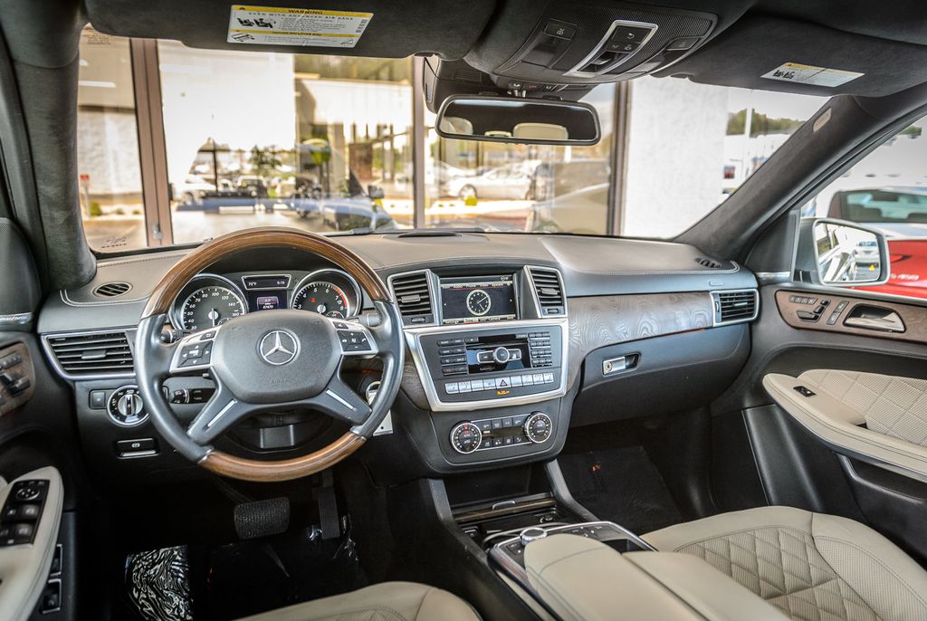 2015 Mercedes-Benz GL-Class GL550 4MATIC - DRIVER ASSIST - SPECIAL ORDER - DESIGNO INTERIOR  - 22398695 - 27