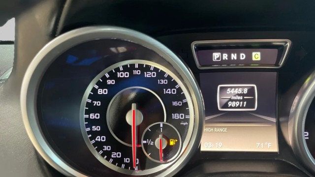 2015 Mercedes-Benz G-Class 4MATIC 4dr G 63 AMG - 22973483 - 14