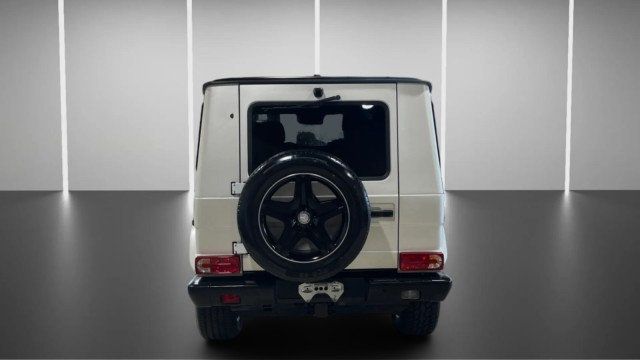 2015 Mercedes-Benz G-Class 4MATIC 4dr G 63 AMG - 22973483 - 7