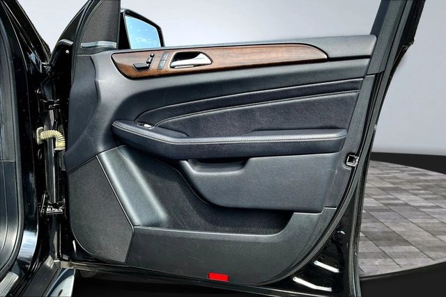 2015 Mercedes-Benz M-Class 4MATIC 4dr ML 250 BlueTEC - 22966435 - 15