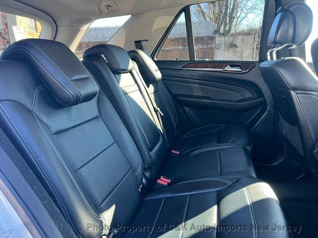 2015 Mercedes-Benz M-Class 4MATIC 4dr ML 400 - 22958786 - 40