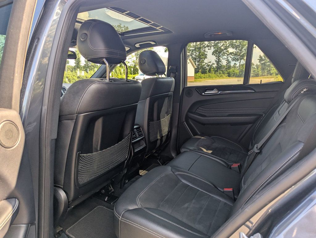 2015 Mercedes Benz ML 350 photo 16