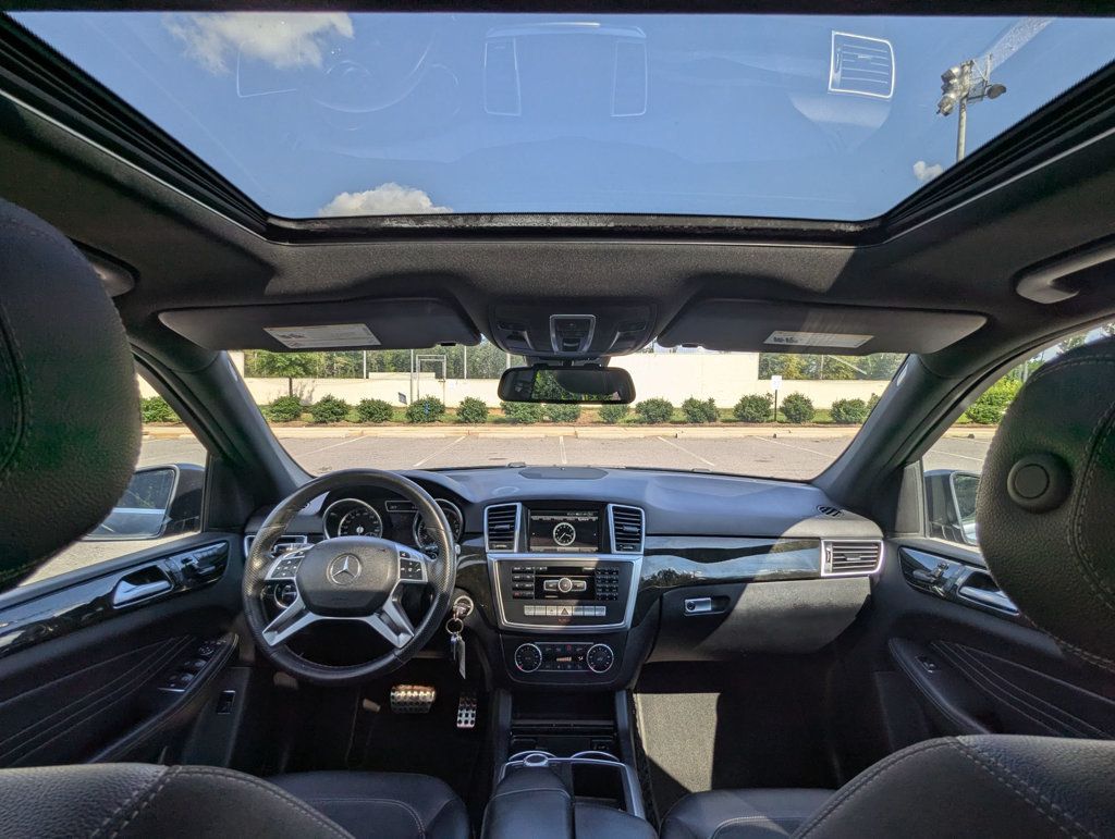 2015 Mercedes Benz ML 350 photo 21