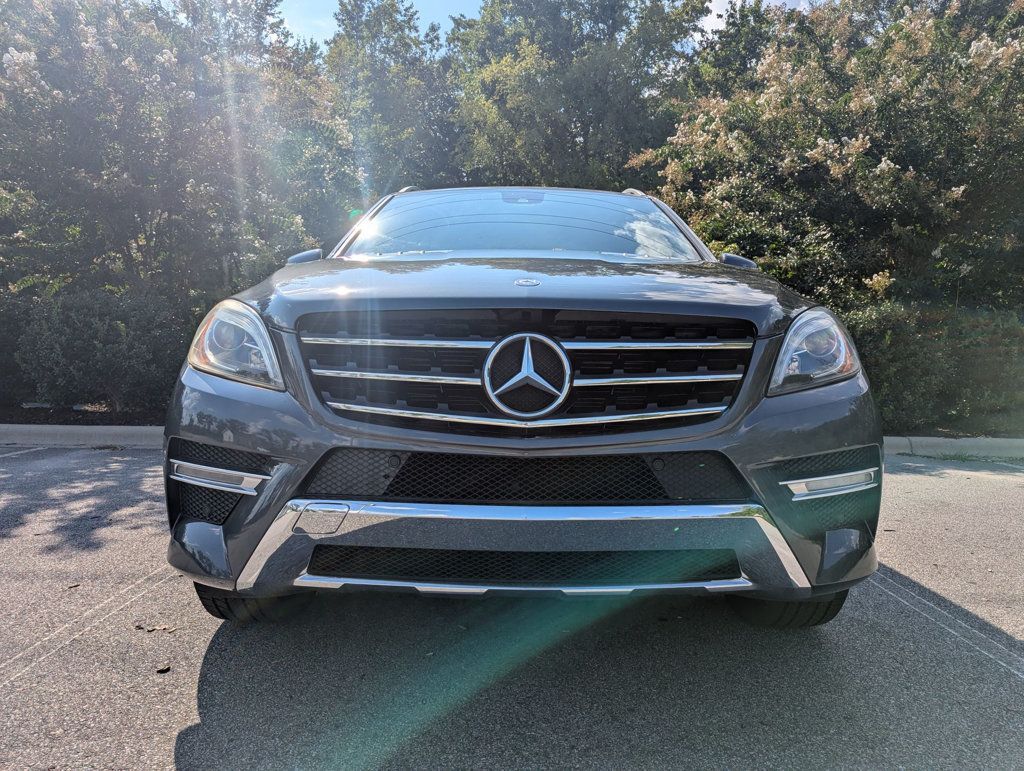 2015 Mercedes Benz ML 350 photo 3