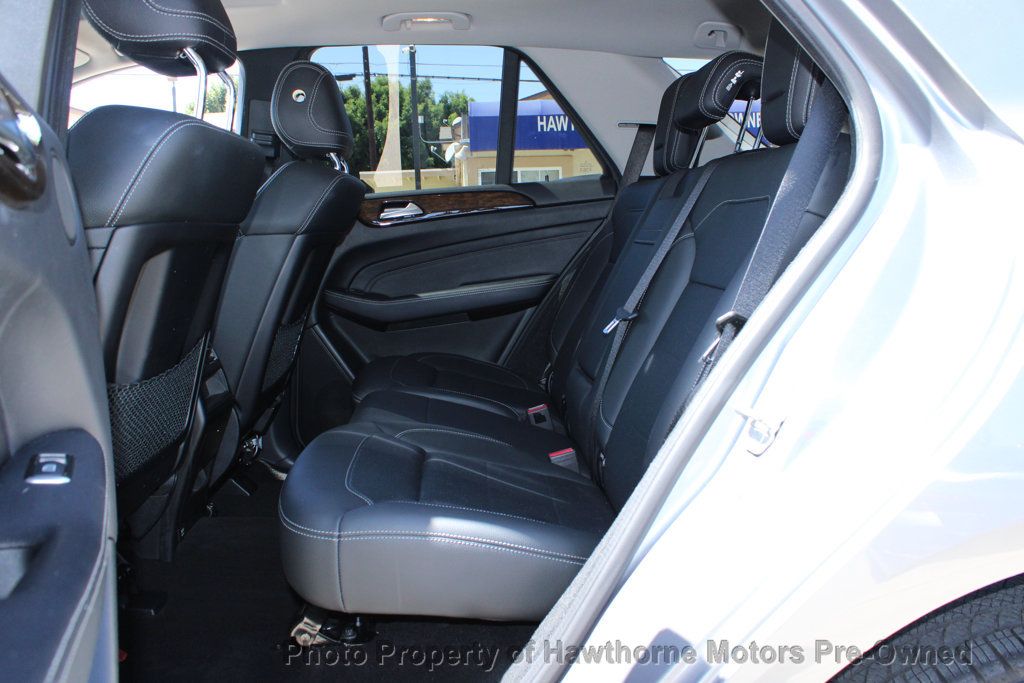 Mercedes-Benz ML350 photo 10